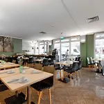 Hotel Mitte By Campanile