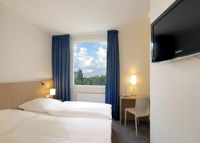 Hotel Mitte By Campanile