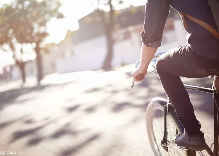 Hotel Mitte By Campanile 3*