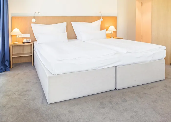 Mitte By Campanile 3*