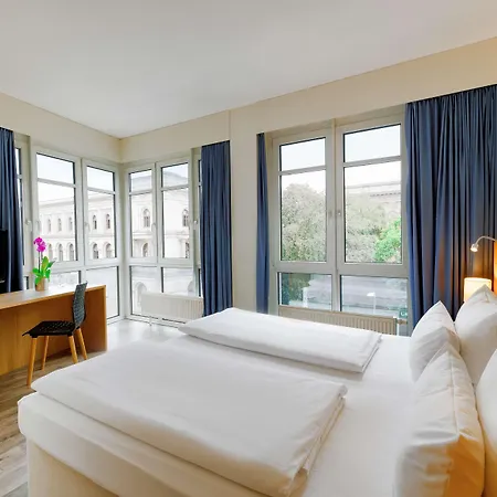 Mitte By Campanile Hotel 3*