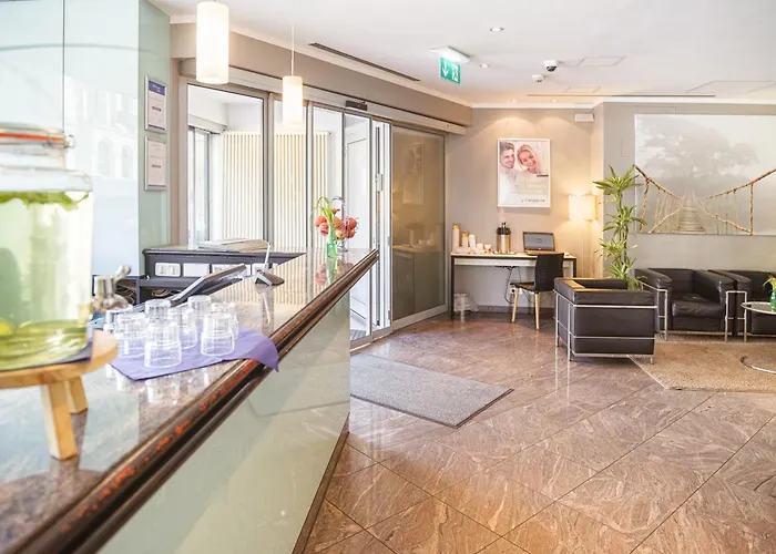 Hotel Mitte By Campanile 3*